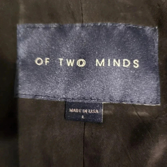 Of Two Minds Black Jacket Full Zip Closure in Size Large - Picture 3 of 4